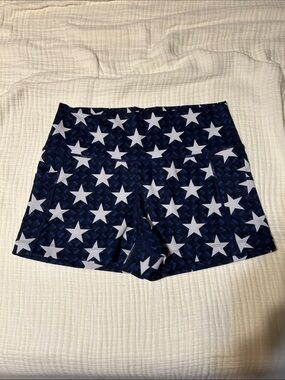 CVG 2.5 inch Inseam Shorts size M